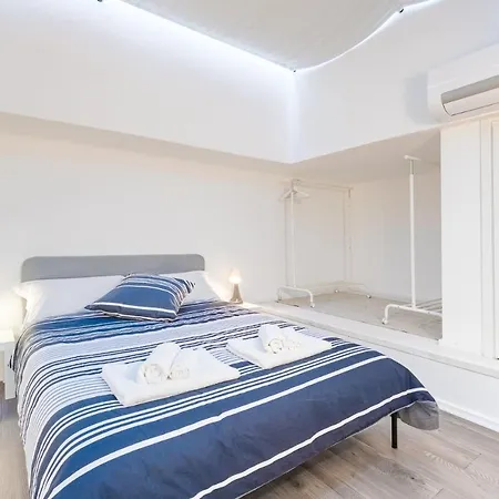 Exclusive Loft Crocetta - Free Private Parking & Wi-fi - 5 Min To Metro Nizza - Ac Torino