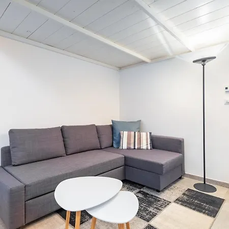 Exclusive Loft Crocetta - Free Private Parking & Wi-fi - 5 Min To Metro Nizza - Ac Nyaraló