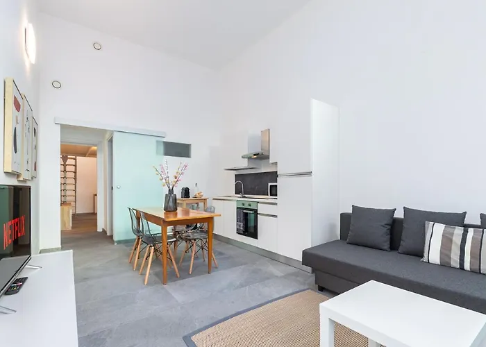 Exclusive Loft Crocetta - Free Private Parking & Wi-fi - 5 Min To Metro Nizza - Ac * 都灵