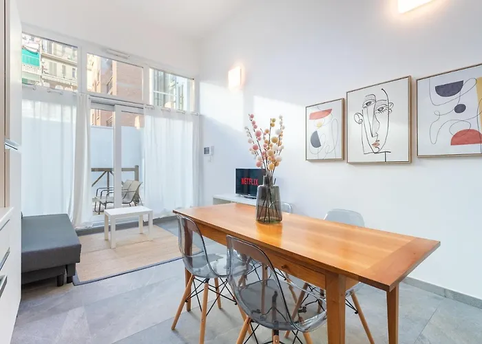 度假居 Exclusive Loft Crocetta - Free Private Parking & Wi-fi - 5 Min To Metro Nizza - Ac