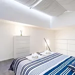 Exclusive Loft Crocetta - Free Private Parking & Wi-fi - 5 Min To Metro Nizza - Ac *